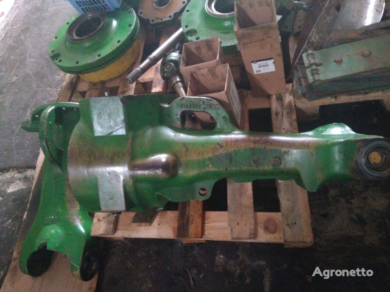 John Deere Chulok levyy, korpus mosta R135990 eje motriz para John Deere 8100, 8200, 8300, 8400, 8110, 8210, 8310, 8410, 8120, 8220, 8320, 8420, 8520 tractor de ruedas