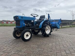 Iseki TX1300 4x4 tractor de ruedas