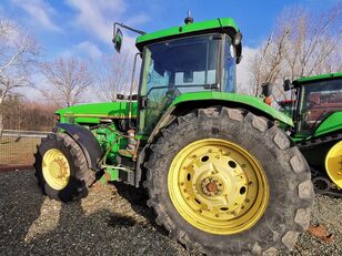 John Deere 8200 tractor de ruedas