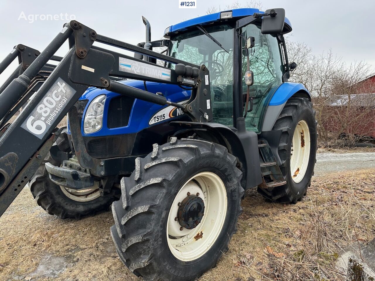 New Holland TS115A tractor de ruedas