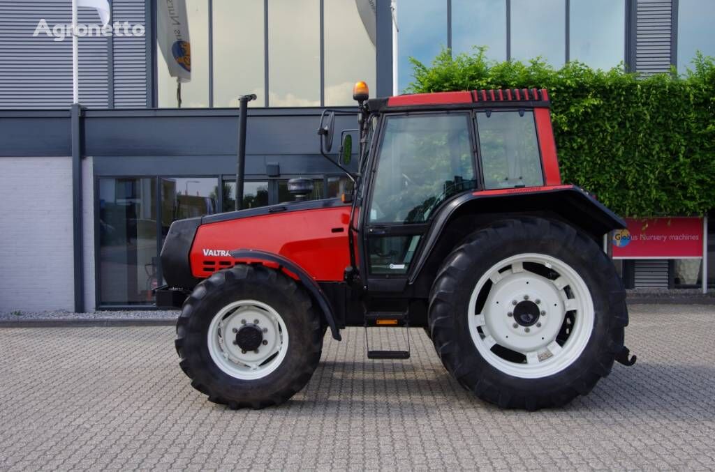 Valtra 6300 tractor de ruedas
